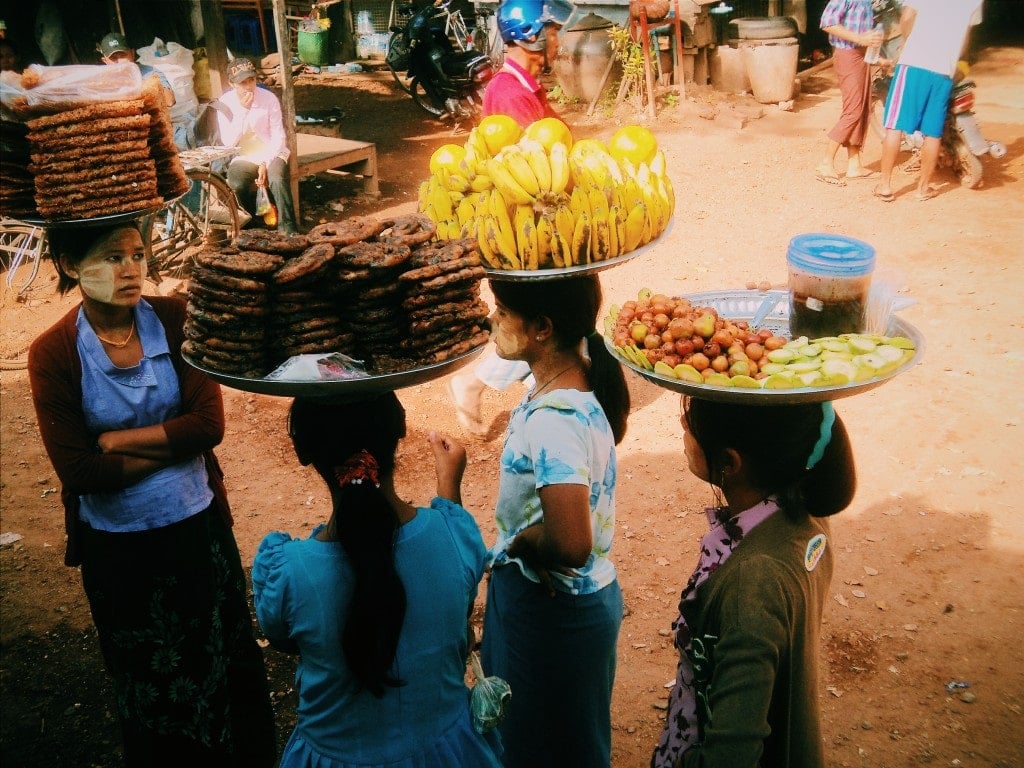 Street food. Travel Myanmar in a low budget.