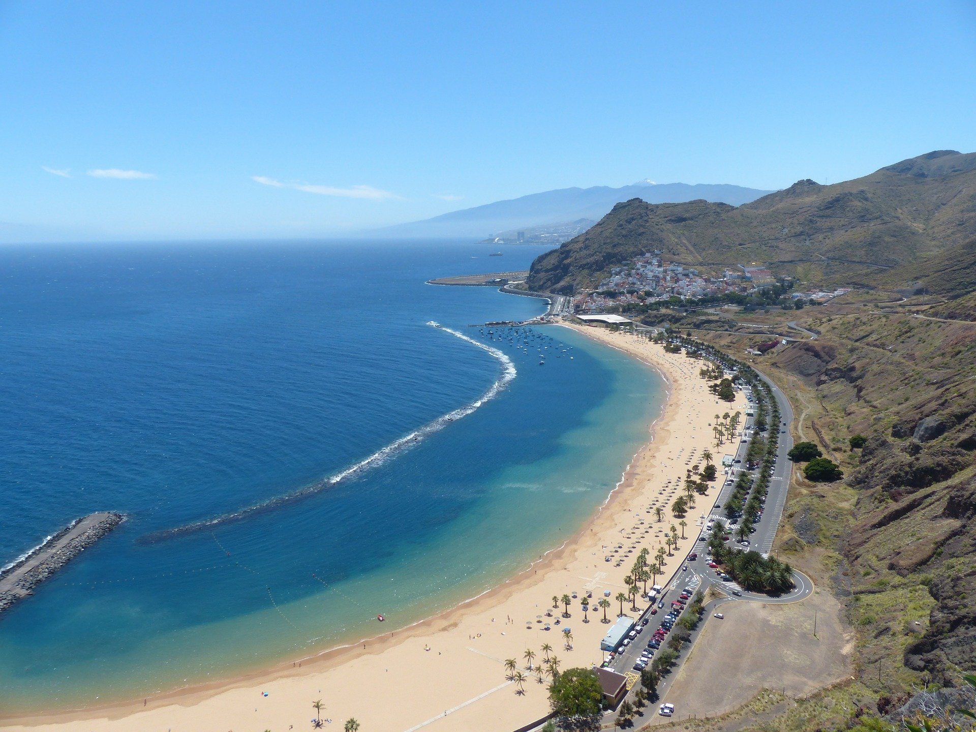 How To Get From Tenerife Airport To City Center - All Possible Ways