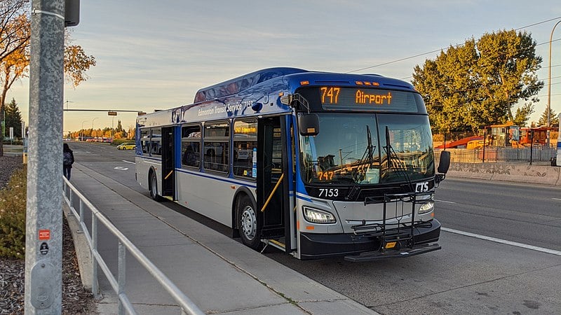 How To Get From Edmonton Airport To City Center - All Possible Ways, cheapest way from Edmonton airport to city center, Edmonton airport to city center, Edmonton Airport Bus To city center, Edmonton airport to city, Edmonton airport to downtown, Edmonton airport to Edmonton