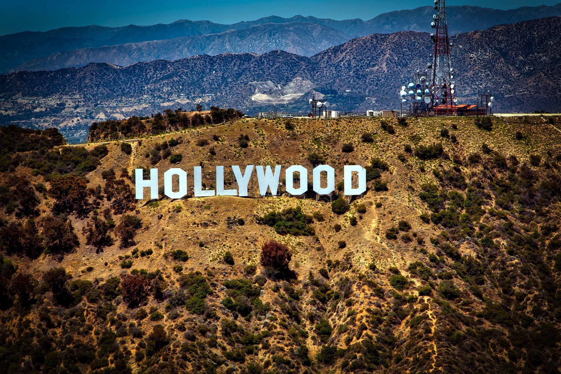 How To Get From Los Angeles Airport To Hollywood - All Possible Ways, cheapest way from Los Angeles airport to Hollywood, Los Angeles airport to Hollywood, Los Angeles shuttle Bus Airport, Los Angeles Airport Bus To Hollywood, metro Los Angeles airport to Hollywood, Los Angeles to Hollywood