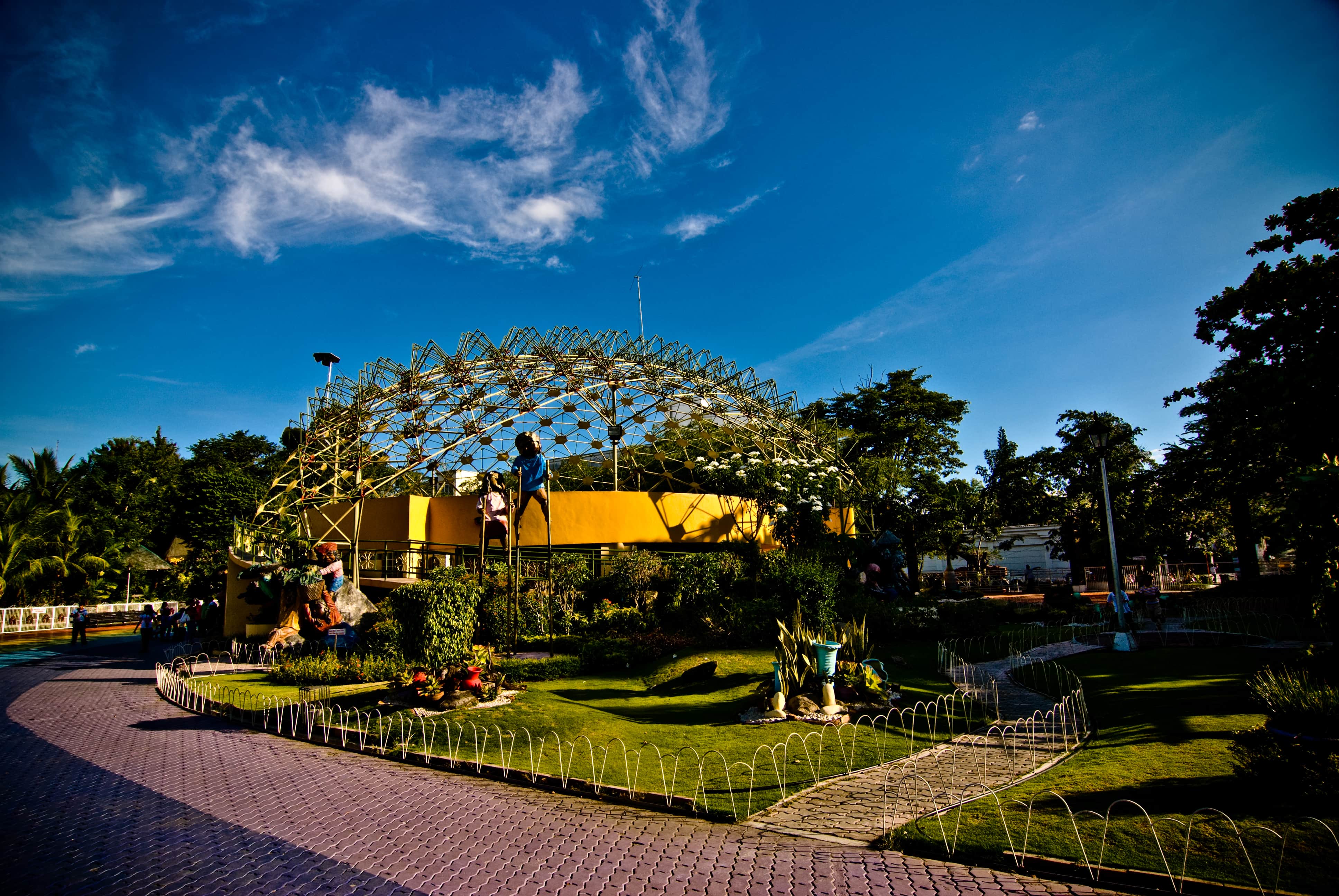 10 Davao Tourist Spots And Things to do in Davao (Travel Guide