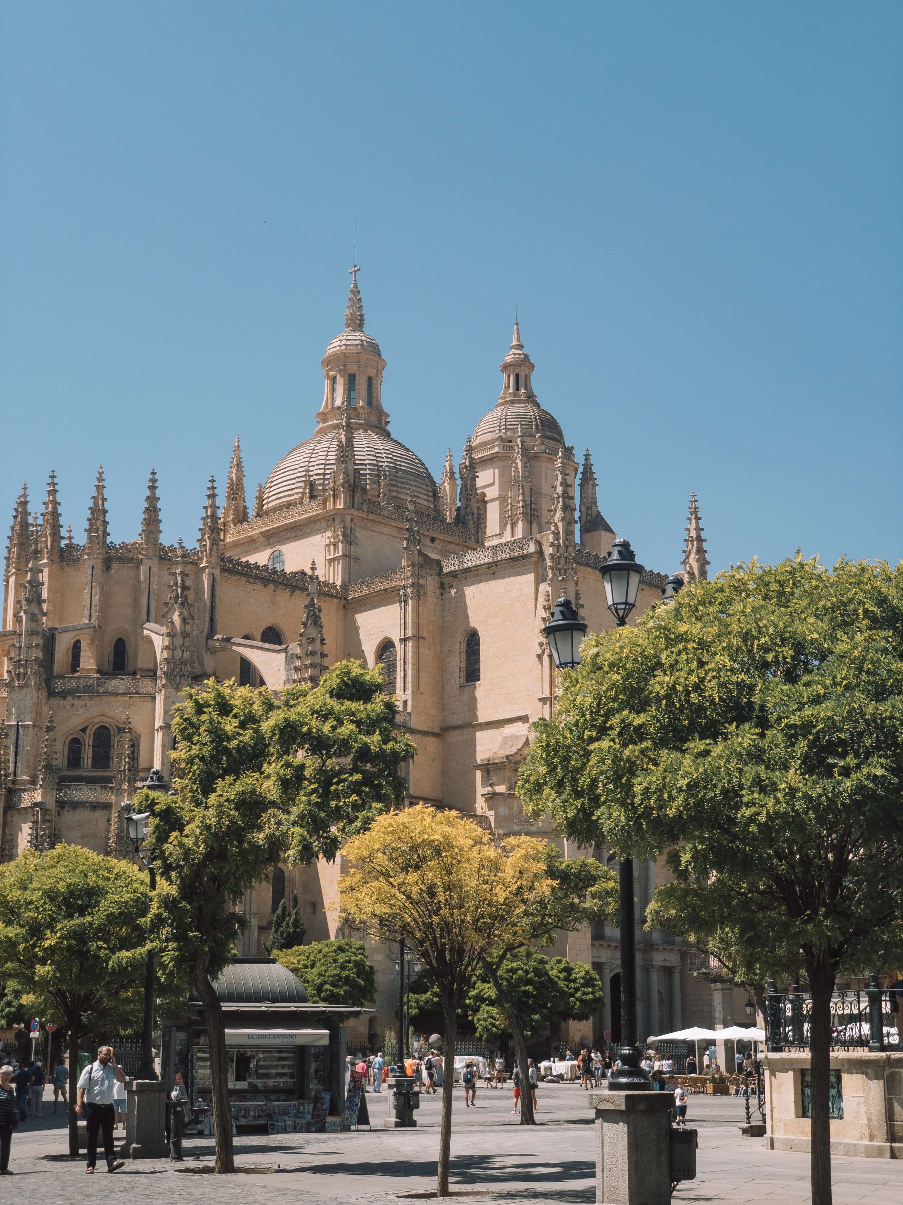 How To Get From Madrid Airport To Segovia - All Possible Ways, Travel Guide to Segovia: Things to do in Segovia, best time to visit Segovia, day tour from Madrid to Segovia, food to try in Segovia, eat cochinillo in Segovia