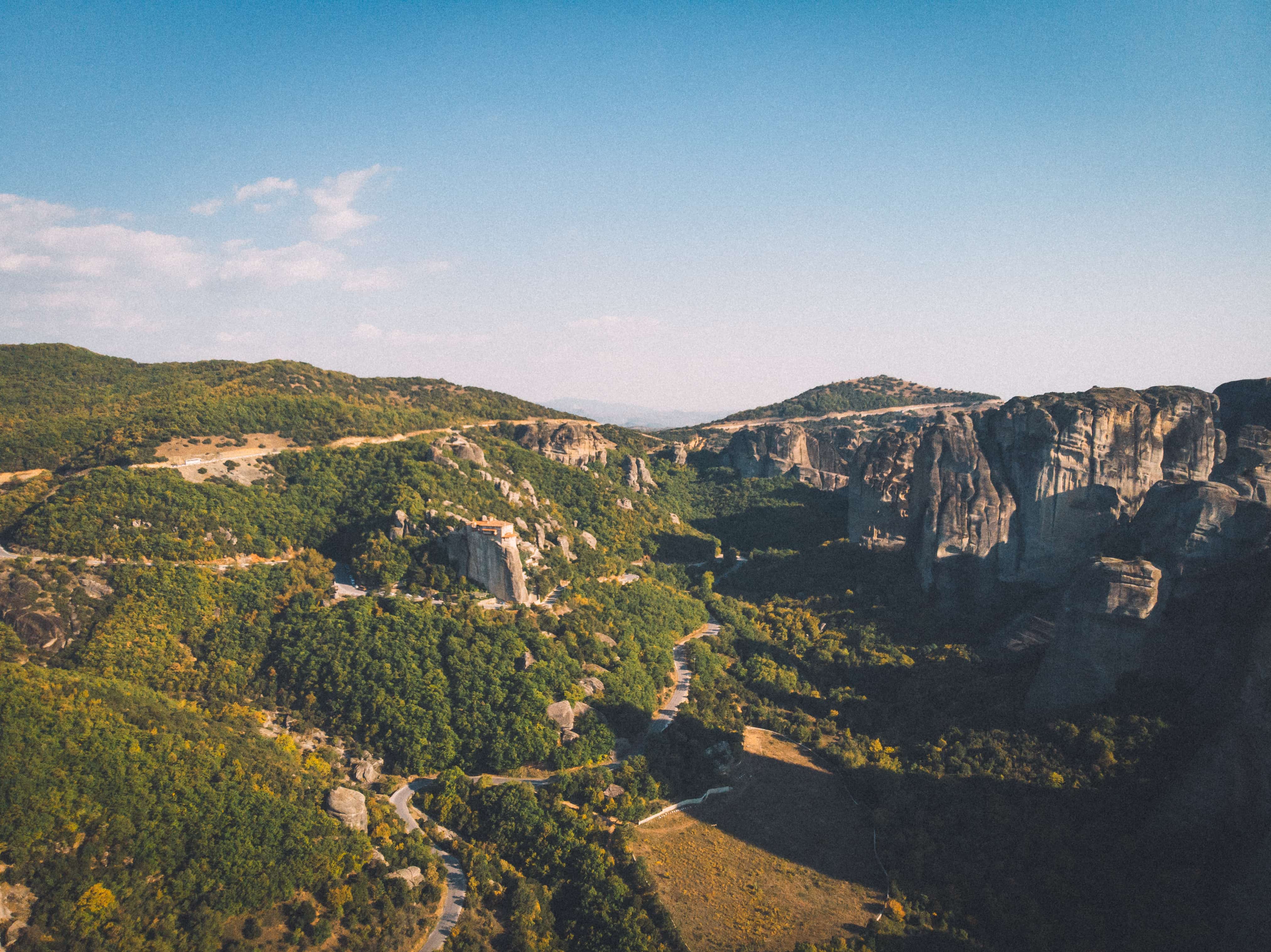 How to get to Meteora from Athens and how to get to Meteora from Thessaloniki. All things to do in Meteora, where to stay in Meteora, monasteries to visit in Meteora