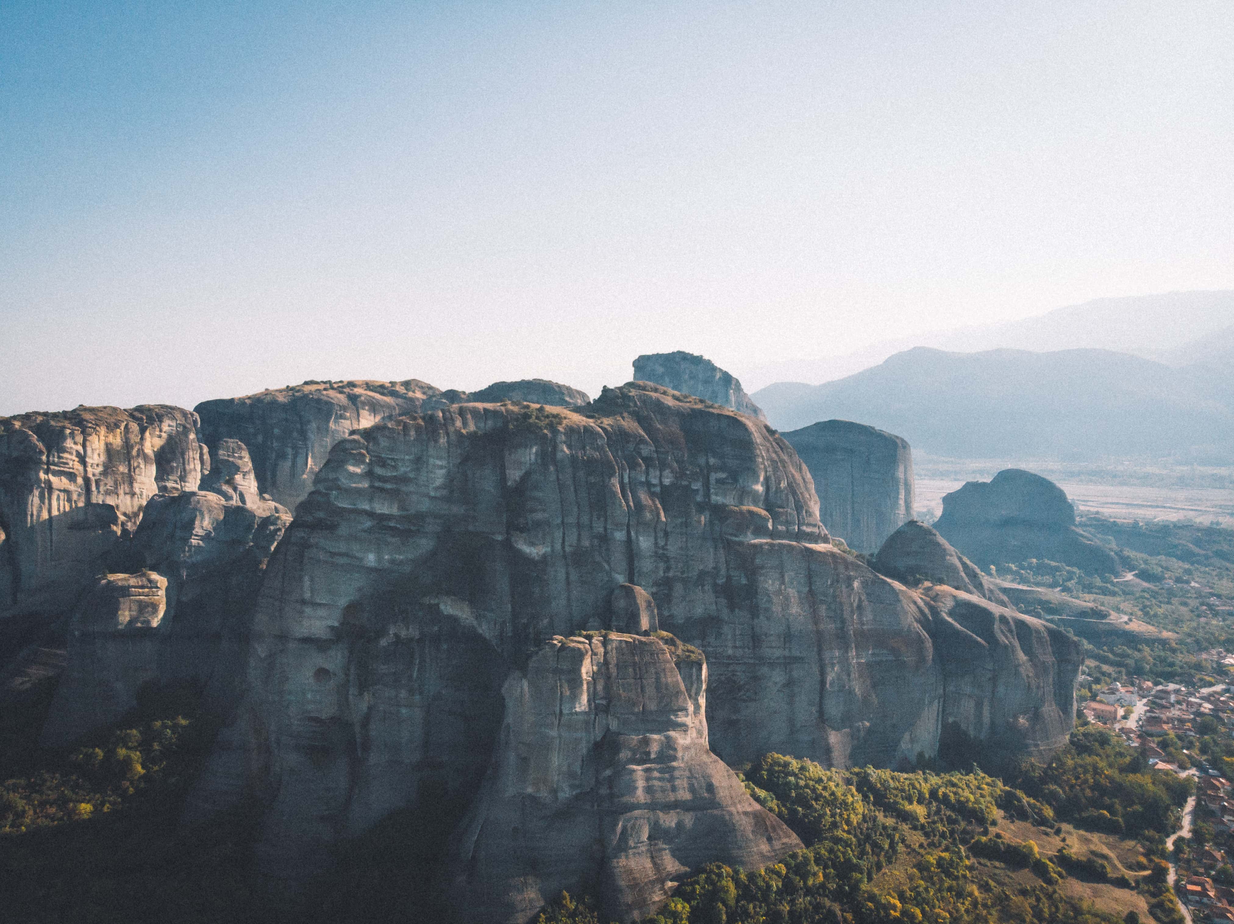 How to get to Meteora from Athens and how to get to Meteora from Thessaloniki. All things to do in Meteora, where to stay in Meteora, monasteries to visit in Meteora