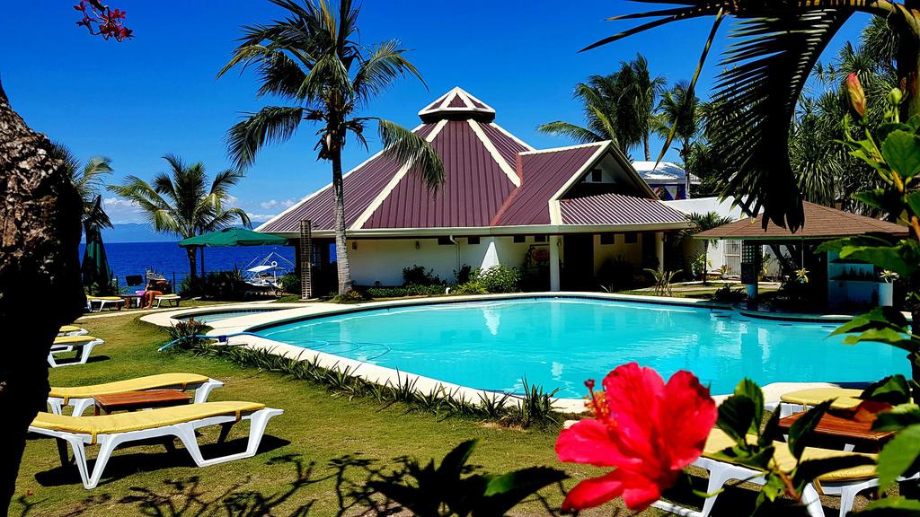  luxury resorts in moalboal, cheap hotels in moalboal, where to sleep in moalboal