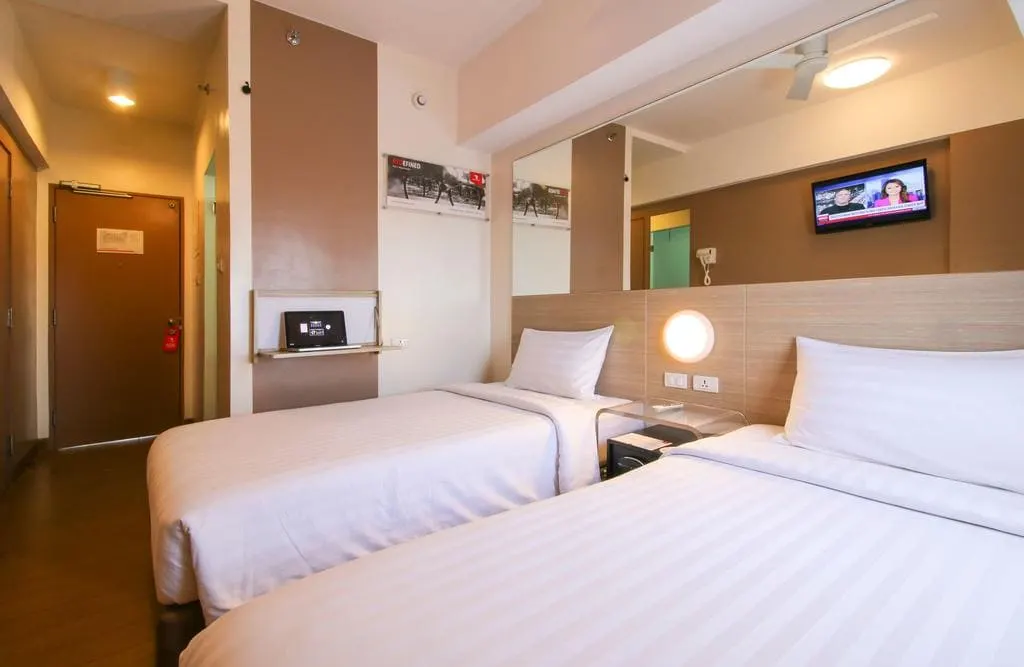 Where to stay in Cagayan de Oro, luxury resorts in cagayan de oro, cheap hotels in cagayan de oro, where to sleep in cagayan de oro, Red Planet