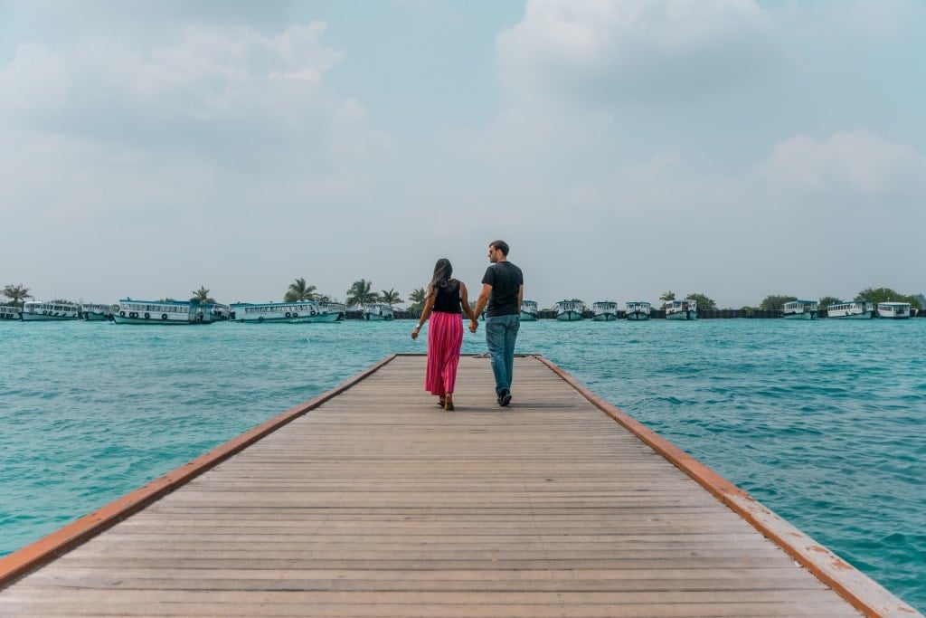 sim card Maldives airport, cheapest sim card in Maldives, Budget travel in Maldives, maldives sim card, maldives sim card price, Maldives sim card dhiraagu, Maldives prepaid sim card, maldives sim card for tourist , maldives sim card airport, Maldives tourist sim card