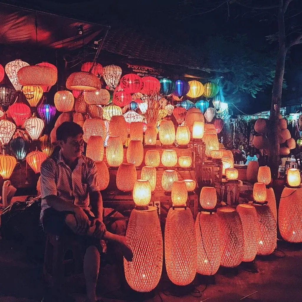 Instagrammable Places in Vietnam, Hoi An night market