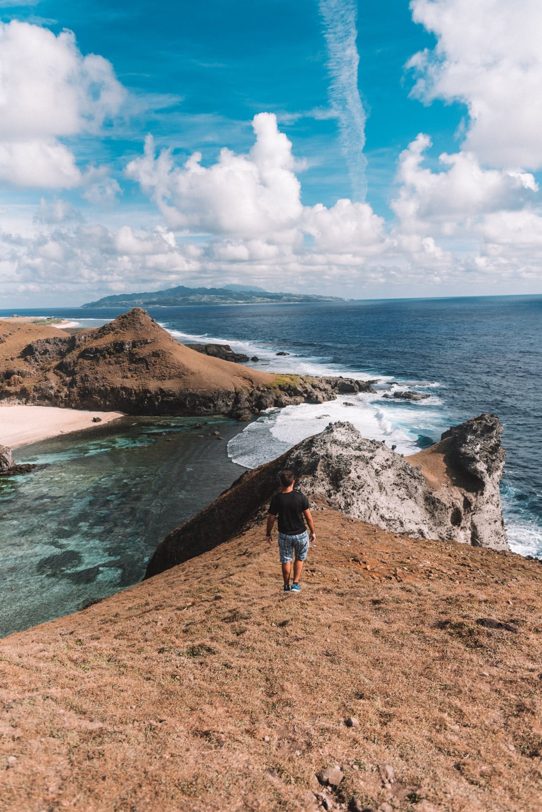 Things to do in Batanes, Transportation around Batanes, Batanes tourist spots, atms in batanes, wifi connection in batanes, how to go to Batanes, Sabtang island, tinan viewpoint