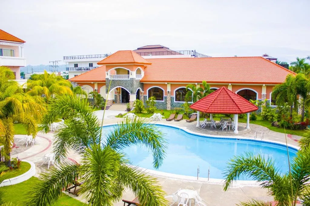where to stay in Subic, Vista Marina Hotel Resort,  beach resort in subic, subic beach resorts, resorts in subic, subic beach, affordable beach resort in subic