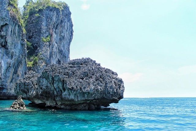 Phi Phi Islands, Thailand tourist spots, Thailand travel tips, things to know before visiting Thailand, facts about Thailand