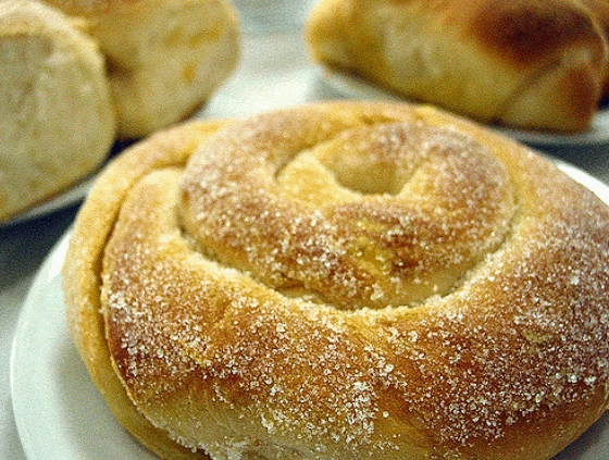 ensaymada, Street Food Philippines,
filipino snacks, philippine snacks, filipino merienda