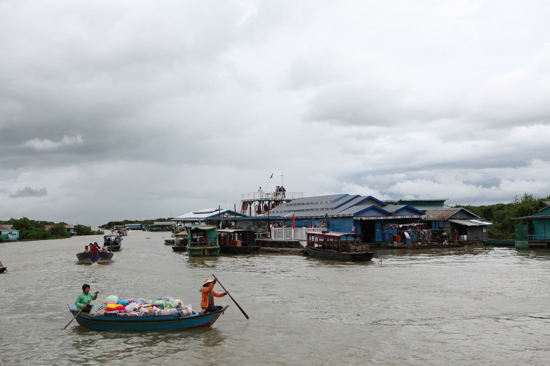 Tonle Sap Lake, Cambodia Tourist Spots