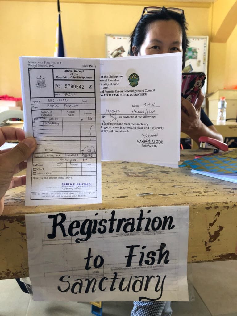 How to get to Looc Fish Sanctuary, Looc Fish Sanctuary travel guide, what to do in Looc, Looc Fish Sanctuary, entrance fees to Looc fish sanctuary