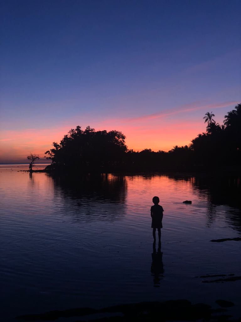 How to get to Looc Fish Sanctuary, Looc Fish Sanctuary travel guide, things to do in Looc, Looc Fish Sanctuary, sunset in Looc