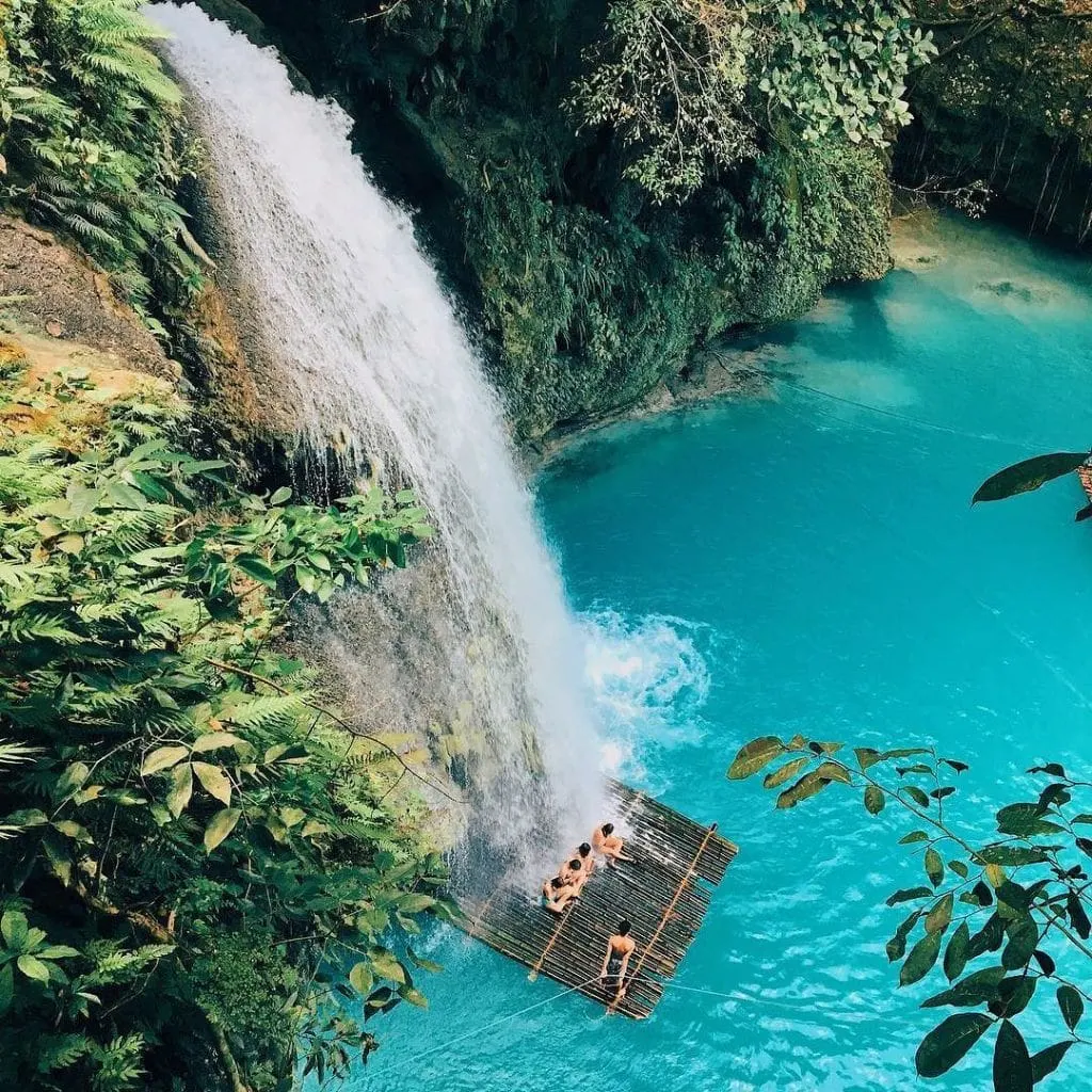 Kawasan Falls, Waterfalls in the Philippines, waterfalls cebu, cebu falls, falls in cebu, cebu waterfalls