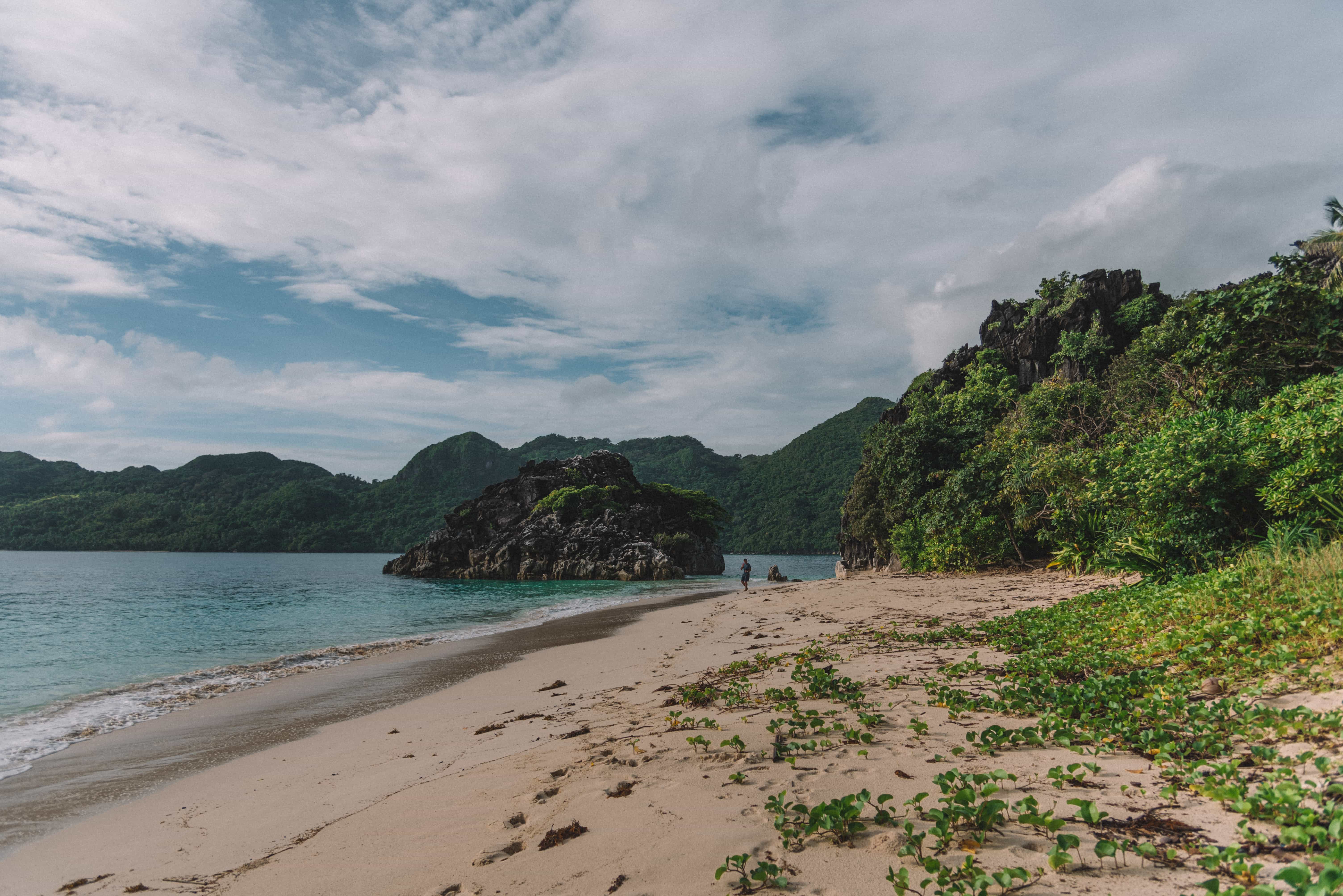 Caramoan tourist spots, Caramoan travel guide, Matukad Beach
