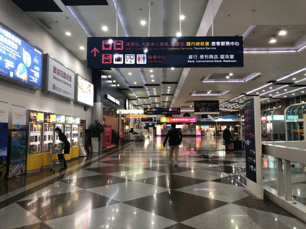 how to get from Kaohsiung airport to city center