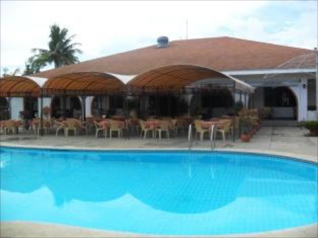 Lago de Oro Hotel, beach resorts in calatagan, calatagan beach resort, calatagan beach, beaches in calatagan