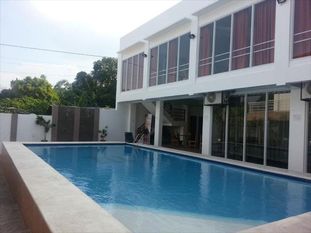 Modern Peak Suites & Resorts, resorts in antipolo, affordable resorts in antipolo