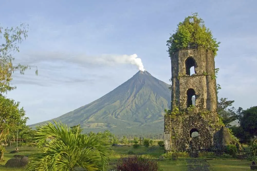 Cagsawa Ruins Park, albay tourist spots, things to do in albay