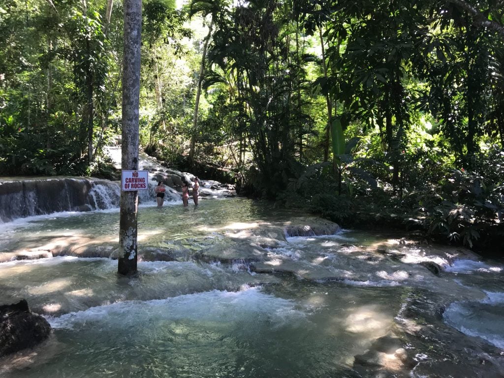 Jamaica Republic Travel Tips, things to know before visiting Jamaica, facts about Jamaica, Dunn's River Falls