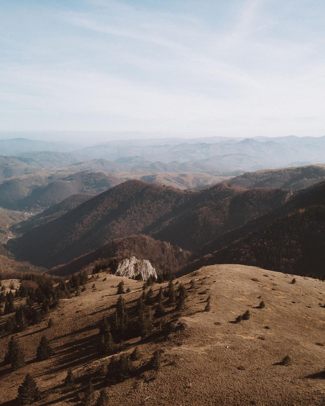 Thinking of Living Abroad? 15 Countries That Let Americans Stay Visa‑Free for 1 Year 17 Serbia Pics 3