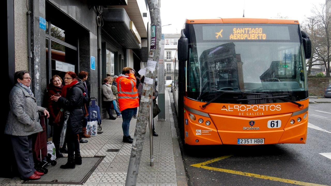 Santiago de Compostela Airport Bus, How To Get From Santiago de Compostela Airport To City Center - All Possible Ways