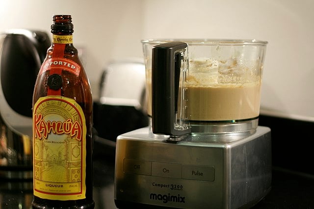 Mexican drinks, Alcoholic drinks in Mexico, Mexican beverages, Kahlua