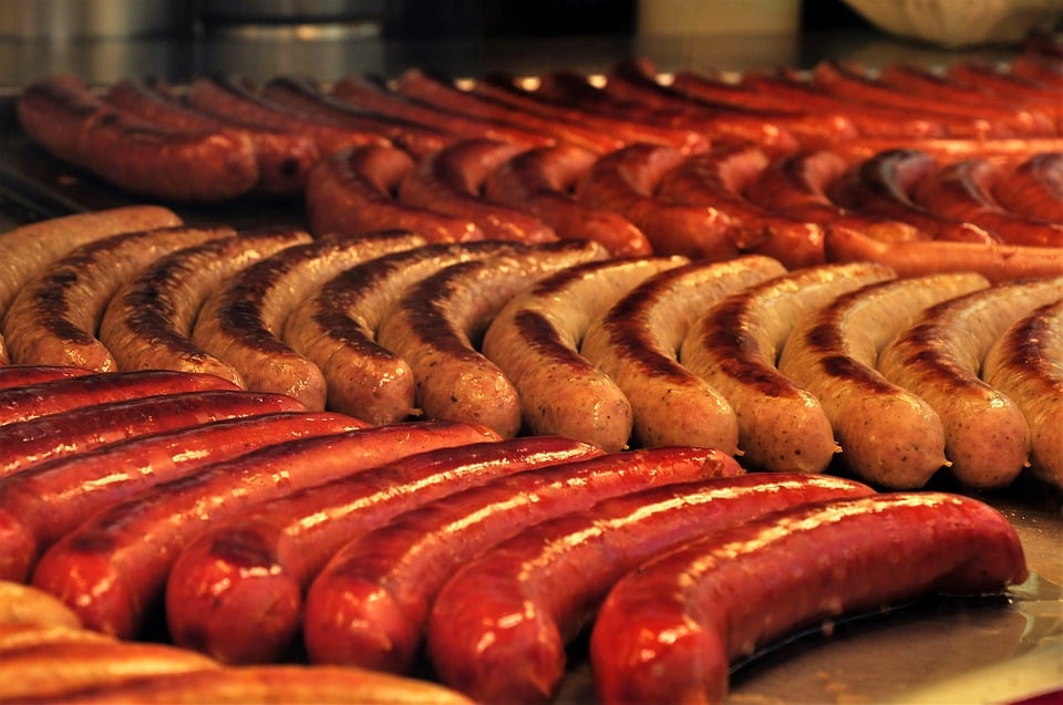 German Food, German cuisine, Traditional German Food, food in Germany, German dishes, bratwurst