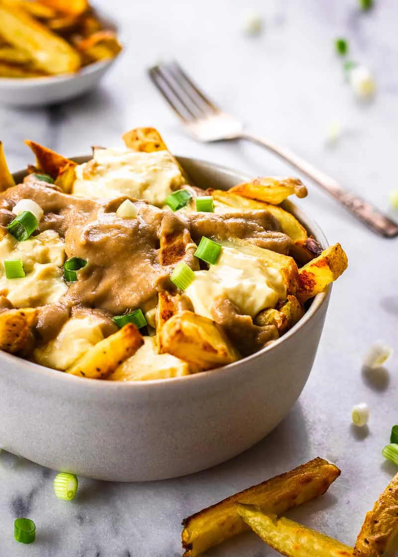 Canadian Plant Based Dishes - POUTINE,vegetarian food in Canada, vegan food in Canada, Canadian vegetarian dishes, vegan in Canada, vegetarian in Canada