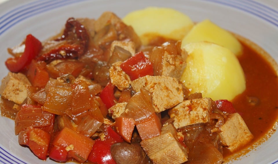 Slovenian Food, Traditional Slovenian Food, Slovenia food, Slovenia cuisine, traditional food in Slovenia, Slovenian cuisine, Slovenia dishes, Slovenian dishes, goulash