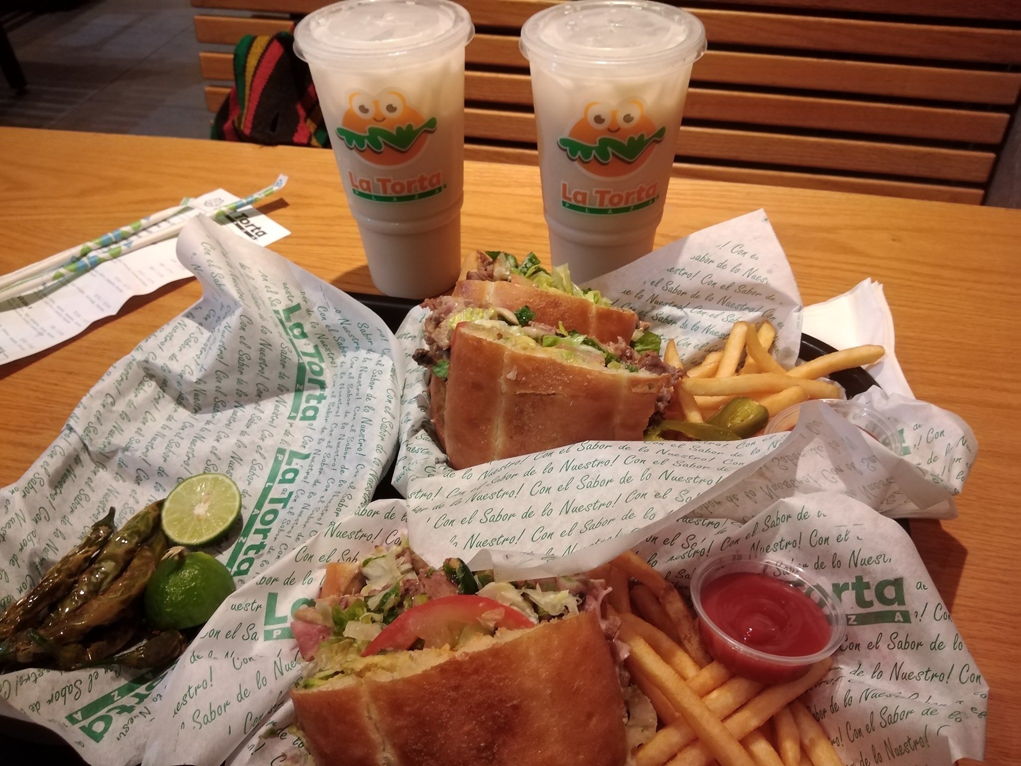 Restaurants in tijuana, best restaurants in tijuana, restaurants tijuana, tijuana restaurants, where to eat in tijuana, tijuana food, la torta plaza