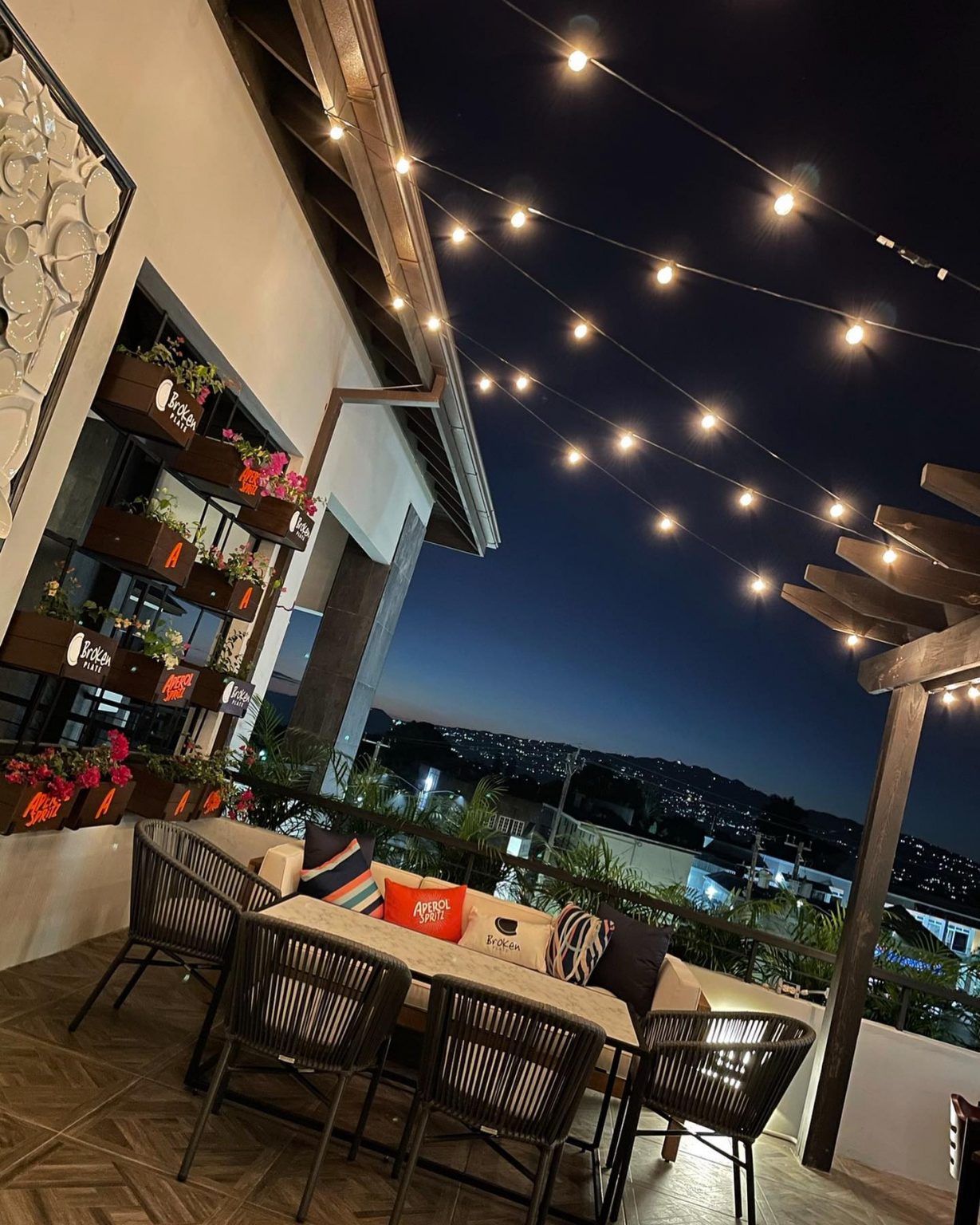 KINGSTON JAMAICA FOOD 30 BEST RESTAURANTS IN KINGSTON AND WHERE TO EAT IN KINGSTON Gamintraveler