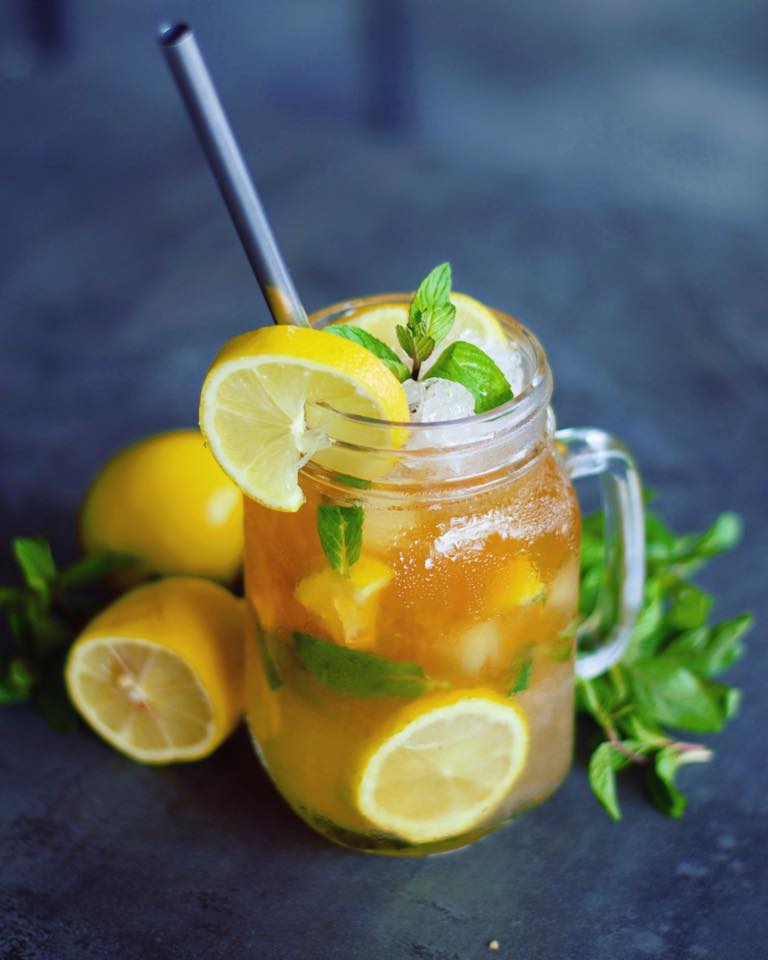 vegan restaurants in Mauritius, vegetarian restaurants in Mauritius, vegan in Mauritius, vegetarian in Mauritius, eat with fingers