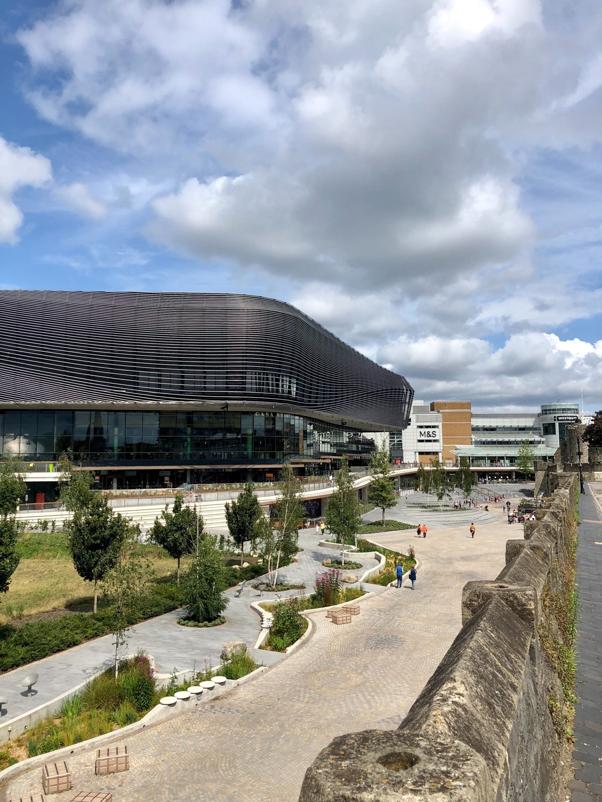 How To Get From Southampton Airport To City Center - All Possible Ways, cheapest way from Southampton airport to Downtown, cheapest way from Southampton airport to city, Southampton airport to city center, Southampton airport to downtown, Southampton Bus Airport