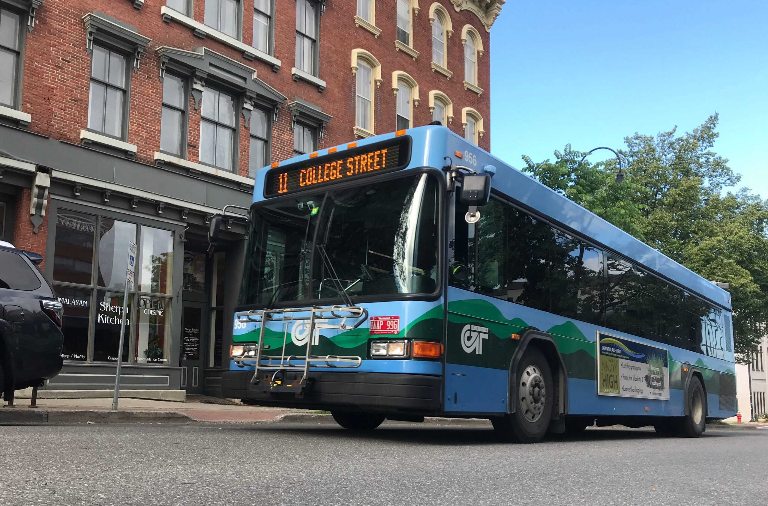 burlington vermont bus tours