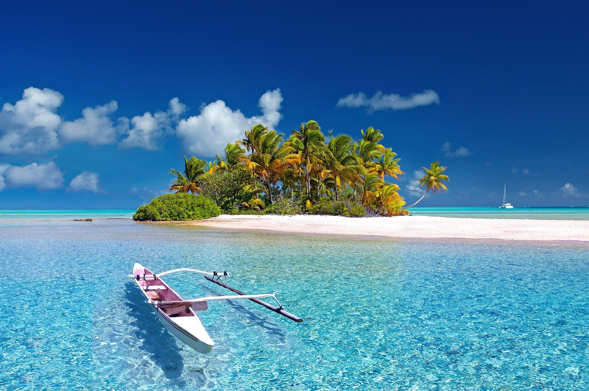 Bora Bora vs Tahiti: Which Polynesian Paradise is Right for You?