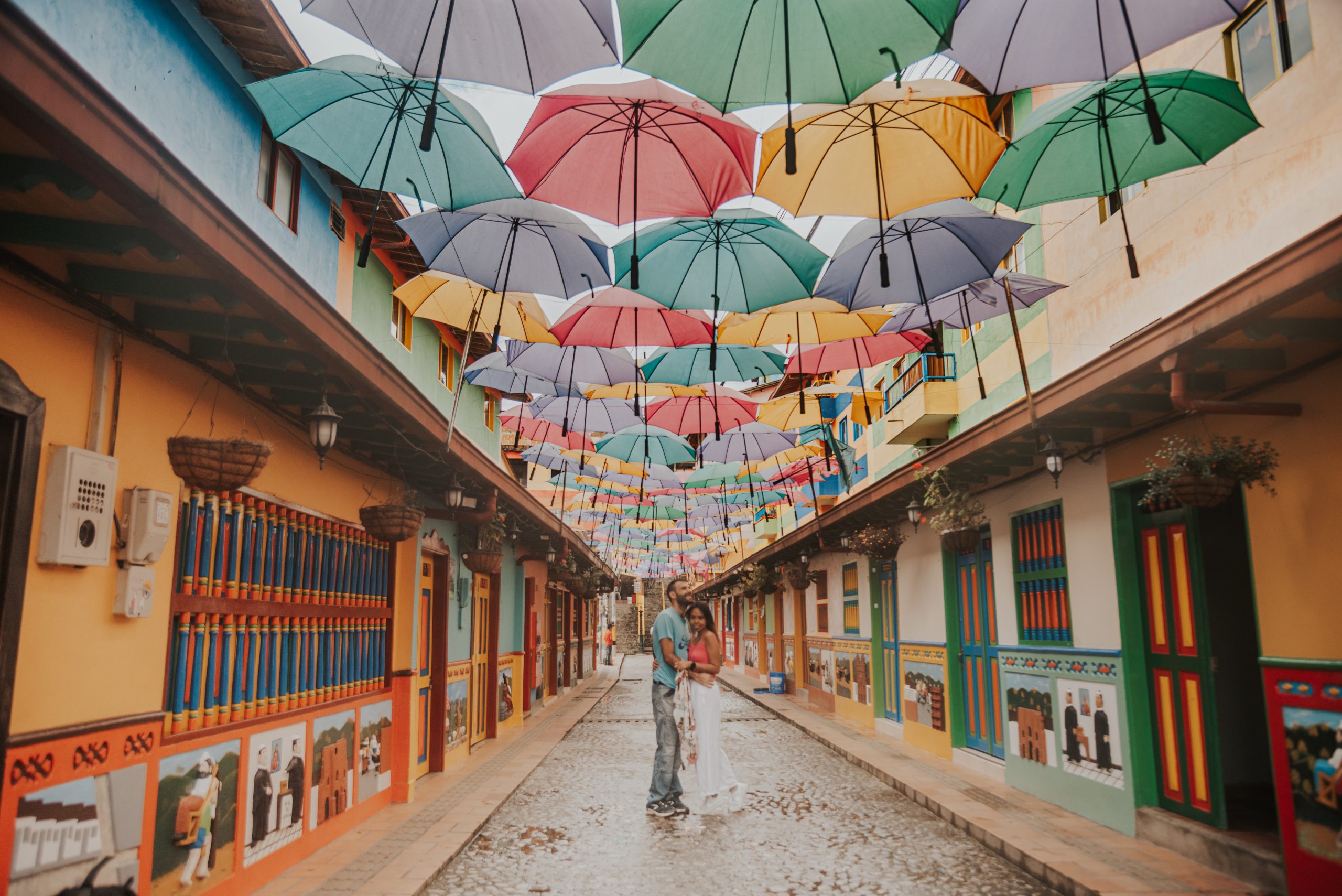 7 Days Medellin Itinerary - One Week Itinerary for Medellin in 2024 8 Guatape - How Many Days in Medellin - Medellin Itinerary 7 Days