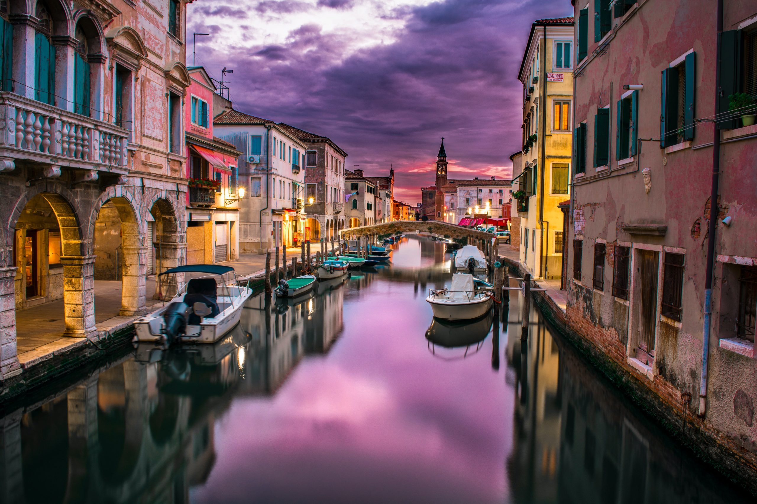 How To Get From Venice Airport To City Center - All Possible Ways, cheapest way from Venice airport to Downtown, cheapest way from Venice airport to city, Venice airport to city center, Venice airport to Venice, Venice Bus Airport, bus from Venice airport to city center, Ferry Venice airport to city center, taxi Venice airport to city center, Uber Venice airport to city