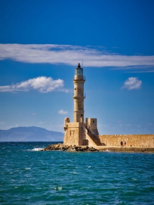 How To Get From Heraklion Airport To Chania - All Possible Ways, cheapest way from Heraklion airport to Chania, Heraklion airport to Chania, Heraklion Bus Airport, bus from Heraklion airport to Chania, taxi Heraklion airport to Chania, Uber Heraklion airport to Chania