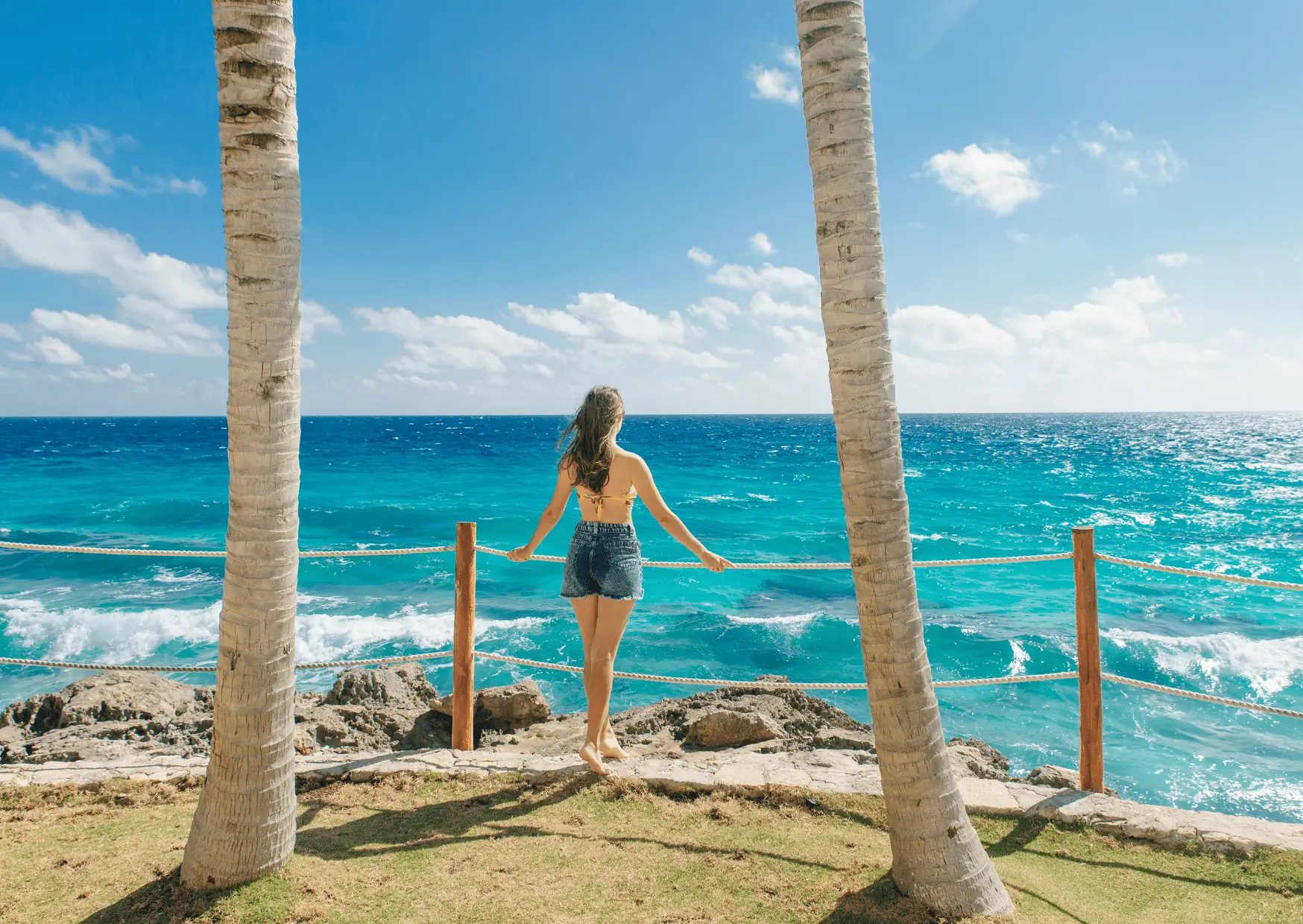 Playa Gaviota Azul in Cancun, Aruba vs Cancun - Which is the Better Beach Trip?