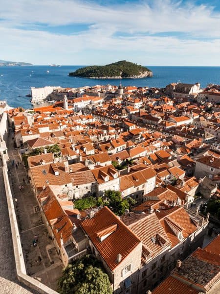 Split vs Dubrovnik: Which is the Better Vacation