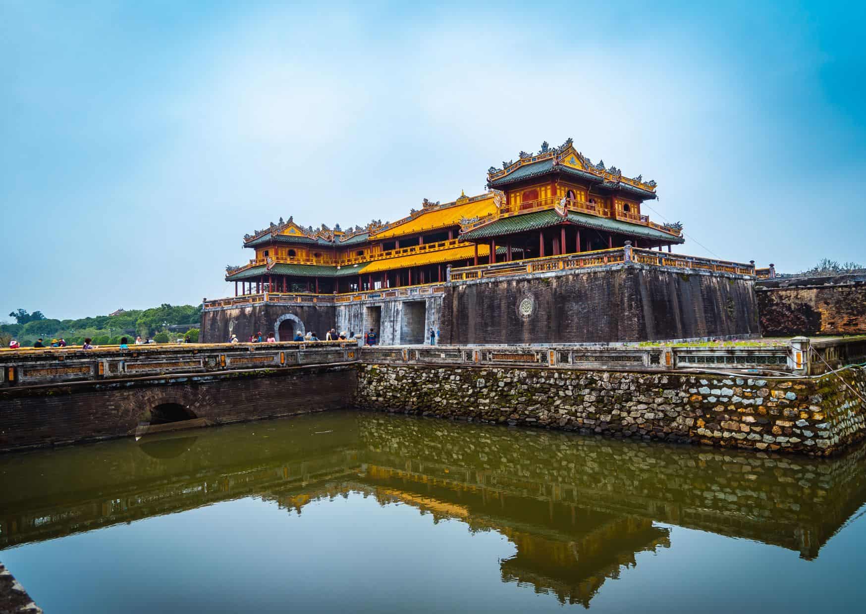 How To Get From Hue Airport to City Center Best Way, cheapest way from Hue Airport to City Center, cheapest way from Hue Airport to downtown, Hue Airport to City Center, Hue Airport to Hue, Hue Bus Airport, bus from Hue airport to city center, taxi from Hue airport to city center, Grab from Hue airport to city, train from Hue airport to city center, shuttle bus from Hue airport to city center, private transfer from Hue airport to city center