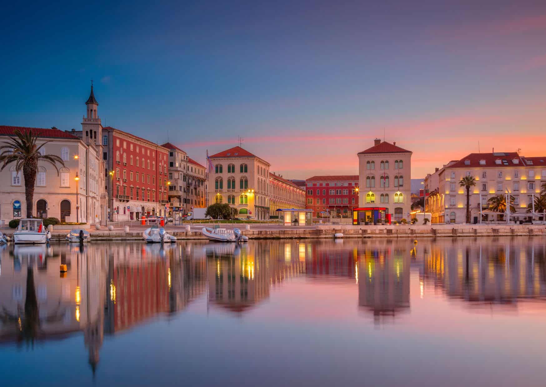 How To Get From Pula to Split Airport Best Way, Pula to Split Airport, cheapest way from Pula to Split Airport, bus from Pula to Split Airport, taxi from Pula to Split Airport, private transfer from Pula to Split Airport, by plane from Pula to Split, ferry from Pula to Split,