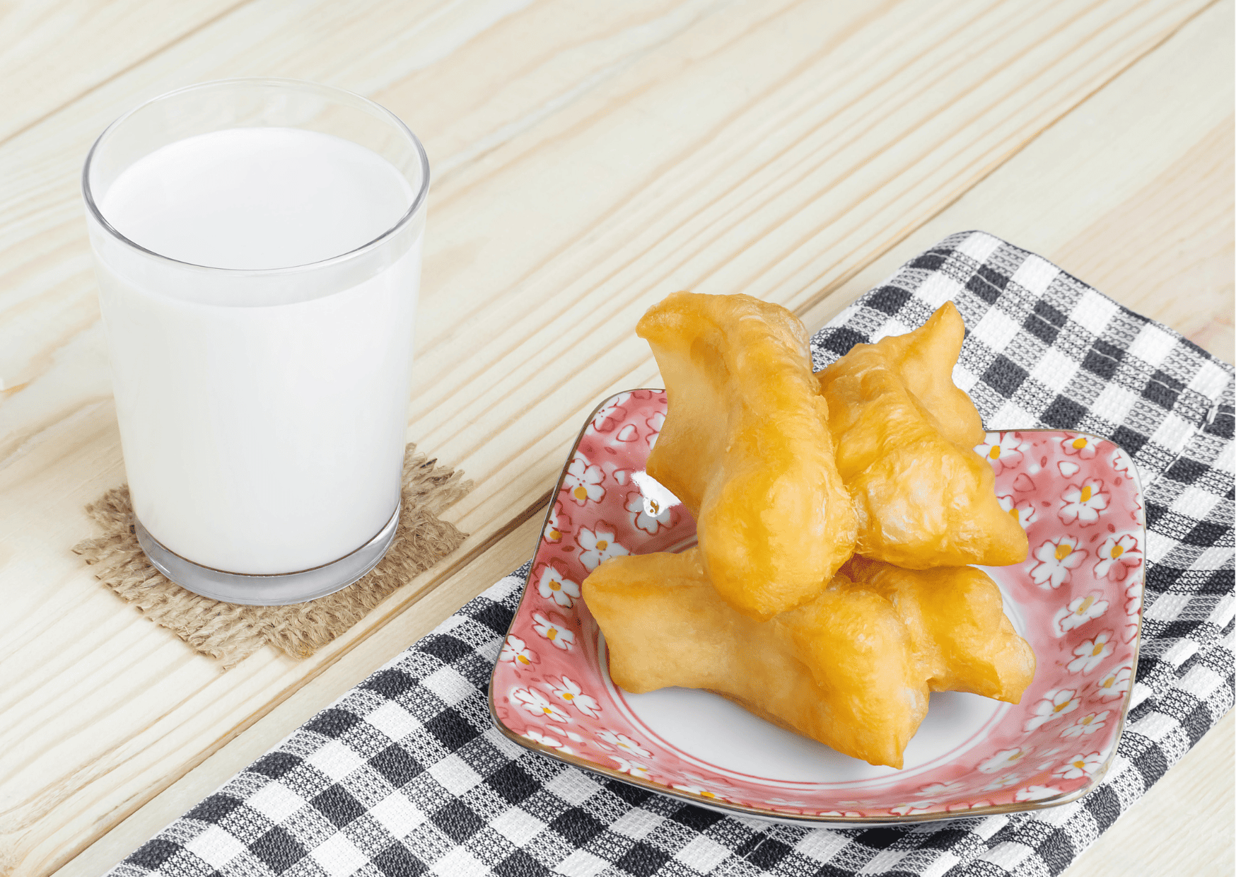 Taiwan: Soy Milk and Youtiao, Traditional Asian Breakfast, Asian Breakfast Foods