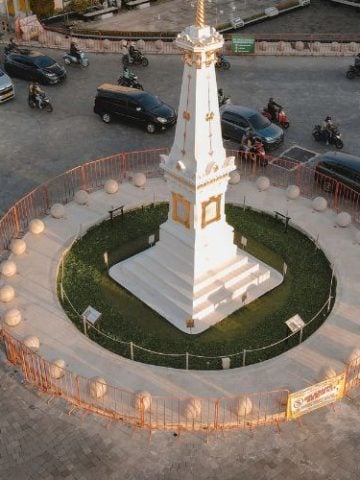 How To Get From Yogyakarta Airport To City Center Best Way, cheapest way from Yogyakarta airport to Downtown, cheapest way from Yogyakarta airport to city, Yogyakarta airport to city center, Yogyakarta airport to Yogyakarta, Yogyakarta Bus Airport, bus from Yogyakarta airport to city center, taxi from Yogyakarta airport to city center, Uber from Yogyakarta airport to city, train from Yogyakarta airport to city center,