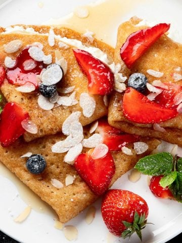 How to Make Crepes &ndash; Authentic Crepes (Recipe Guide)