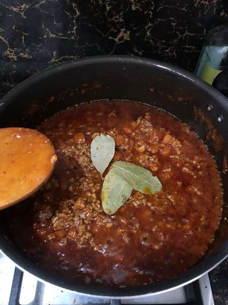 You’re Making Spaghetti Bolognese Wrong: The Authentic Italian Recipe You’ve Never Tried 3 How to Make Spaghetti Bolognese - An Authentic Spaghetti Bolognese (Recipe Guide)