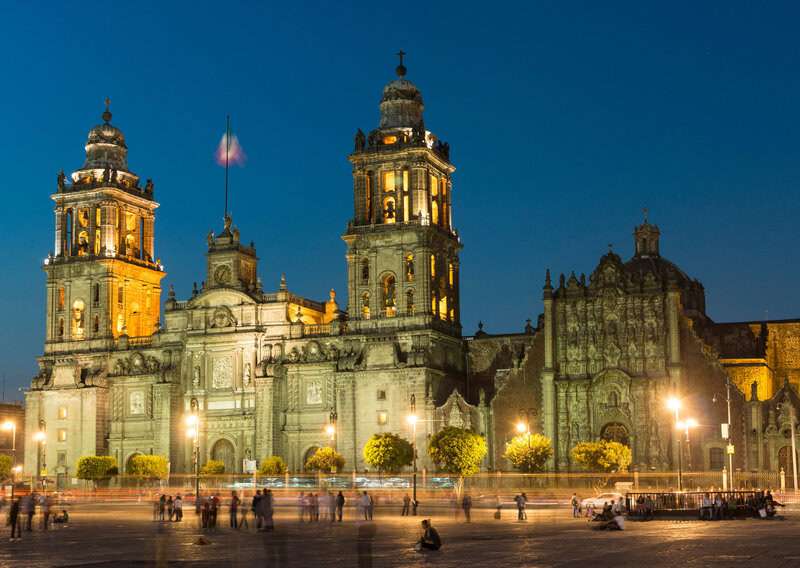 10 Tips On How To Avoid Spending So Much Money Traveling 5 An evening in Mexico City 10 Mistakes Tourists Make in Mexico and How to Avoid Them
